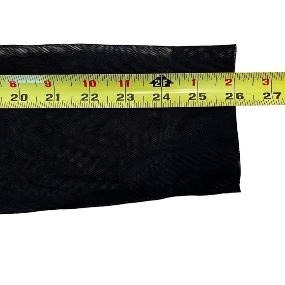 𝅺BELLESSA Vintage Fitted Blouse top EUC - Picture 9 of 11